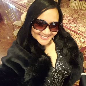 Meet your Posher, Stacy